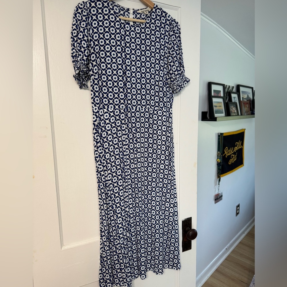 Boden Navy and White Floral Puff Sleeve Midi Dress
